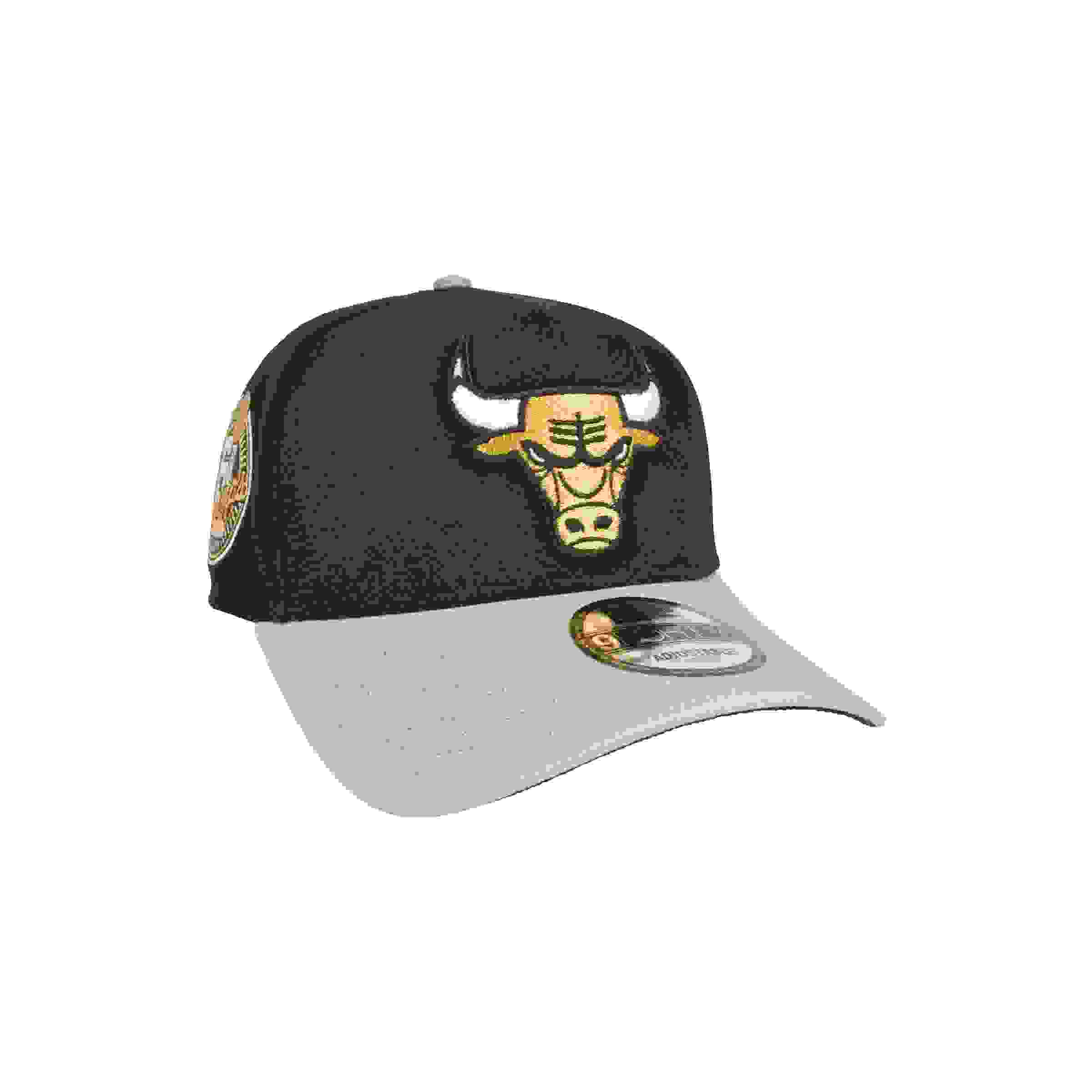 New Era Chicago Bulls 9FORTY A-Frame 6X Champs Black Snapback Hat